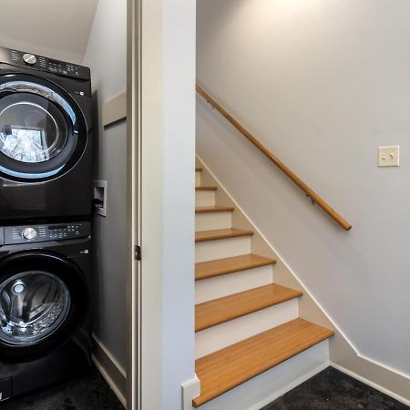 Amazing Downtown Location For Groups! Villa Little Rock Luaran gambar