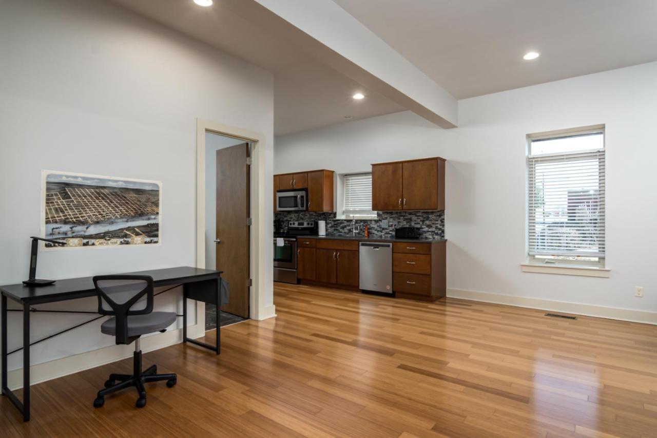 Amazing Downtown Location For Groups! Villa Little Rock Luaran gambar