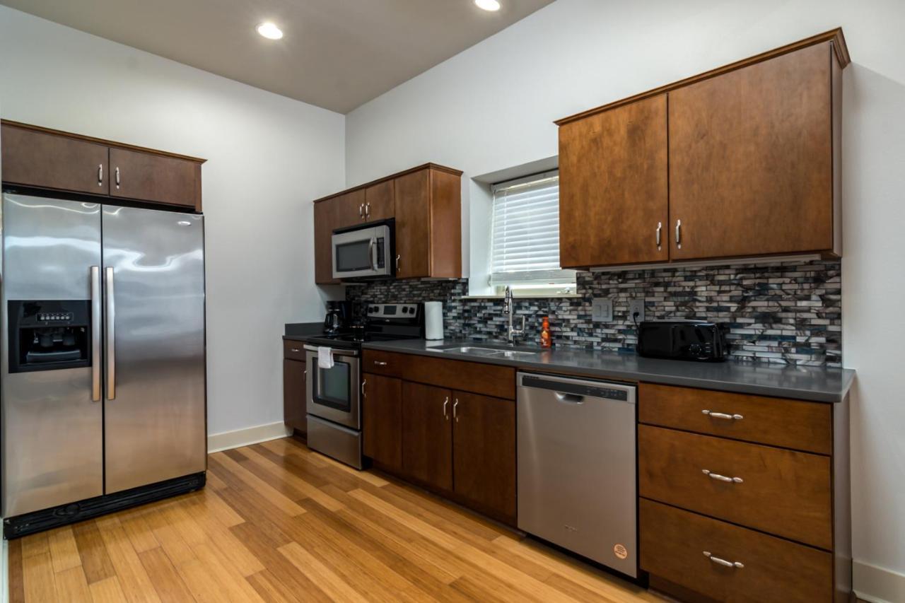 Amazing Downtown Location For Groups! Villa Little Rock Luaran gambar