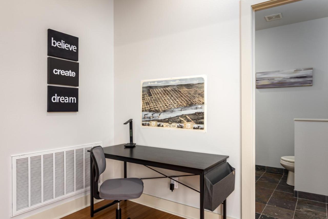 Amazing Downtown Location For Groups! Villa Little Rock Luaran gambar