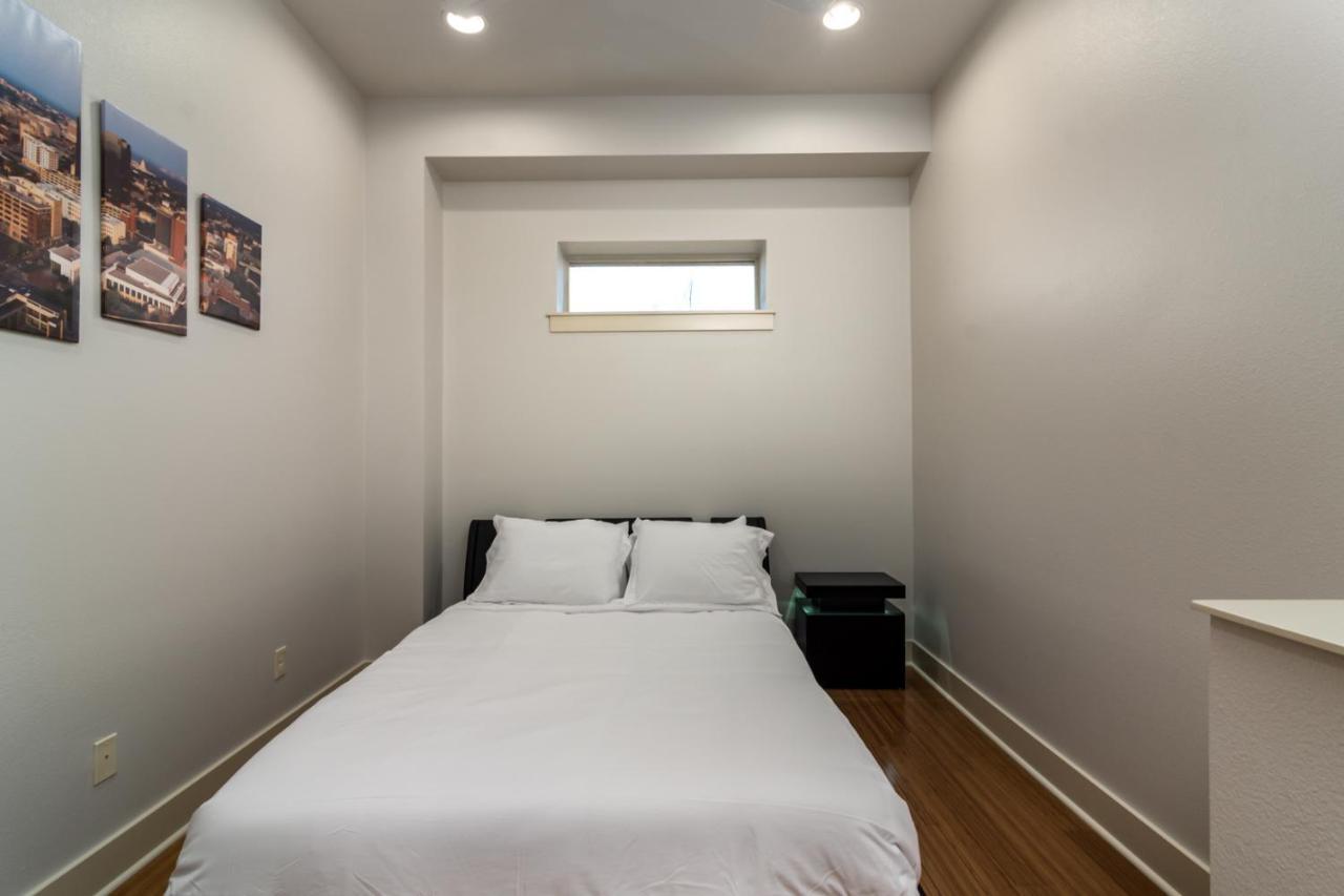 Amazing Downtown Location For Groups! Villa Little Rock Luaran gambar